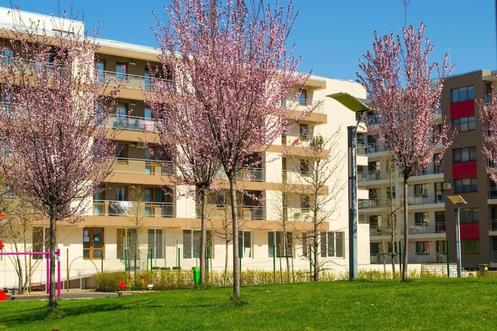 Apartment Solar 50, Private Parking, 2 Bedroom Bukareszt Zewnętrze zdjęcie